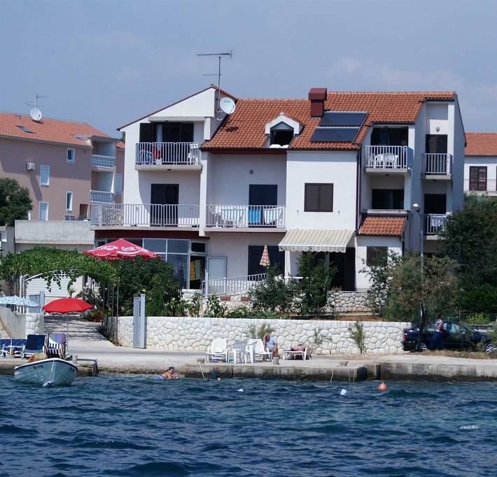 Ferienwohnung für 5 Personen, mit Ausblick und Balkon, kinderfreundlich - 1