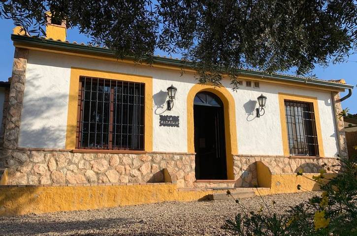 Casa rural para 24 personas, con piscina y jardín además de vistas y vistas al lago en Hornachuelos - 4