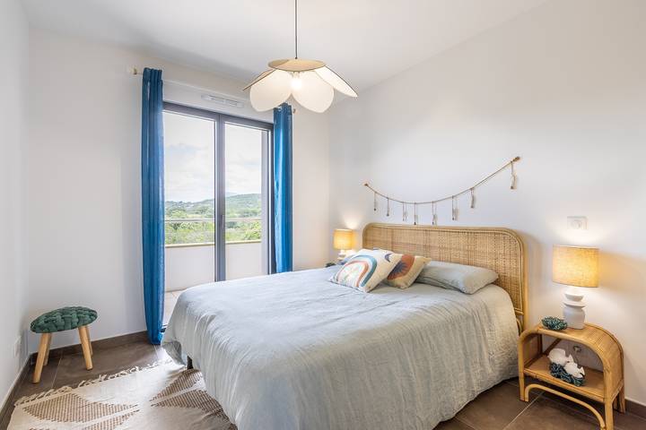 Gîte pour 4 personnes, avec balcon dans Plage d'Agosta - 4