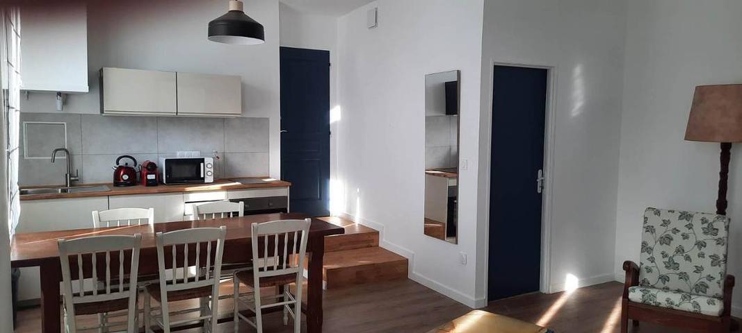 Gîte pour 5 personnes, avec vue, animaux acceptés à Oyonnax - 2