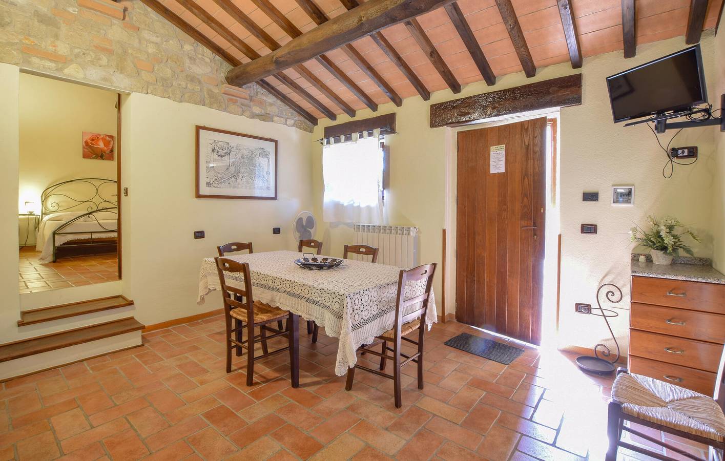 Appartement chic à Todi avec piscine et Wi-Fi, à 2,5 km du centre-ville in Todi, Province de Pérouse
