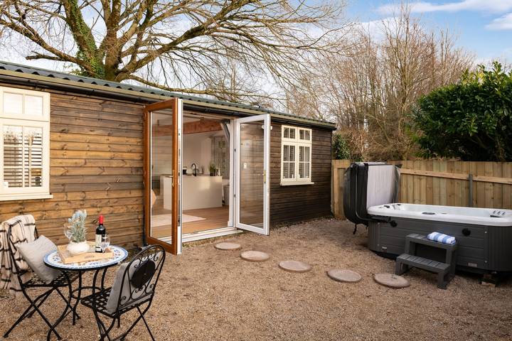 Cottage for 2 people with garden in Dorset