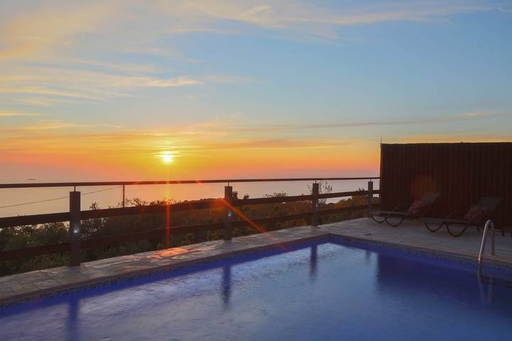 Cosy Villa Ersi deal for couples and families,with private pool & sea view in Greece