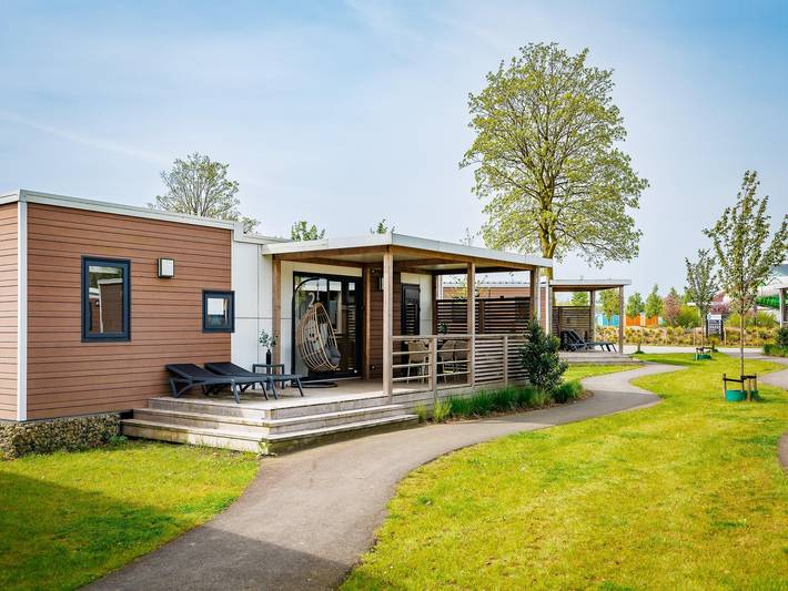 Appartement voor 6 personen, met Terras en Zwembad in Rhenen