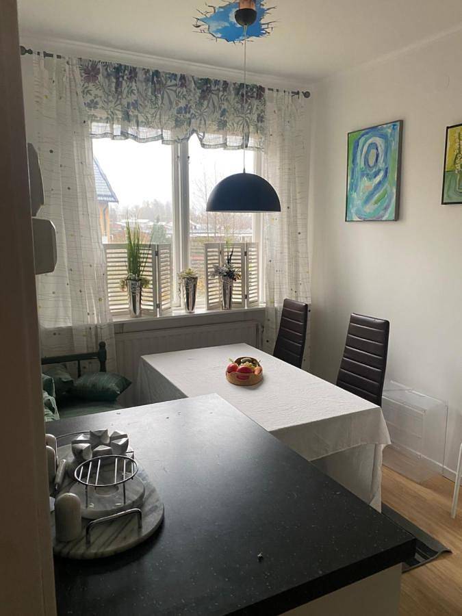 Ferienwohnung für 6 Personen, mit Balkon und Terrasse sowie Garten und Ausblick in Nässjö - 3