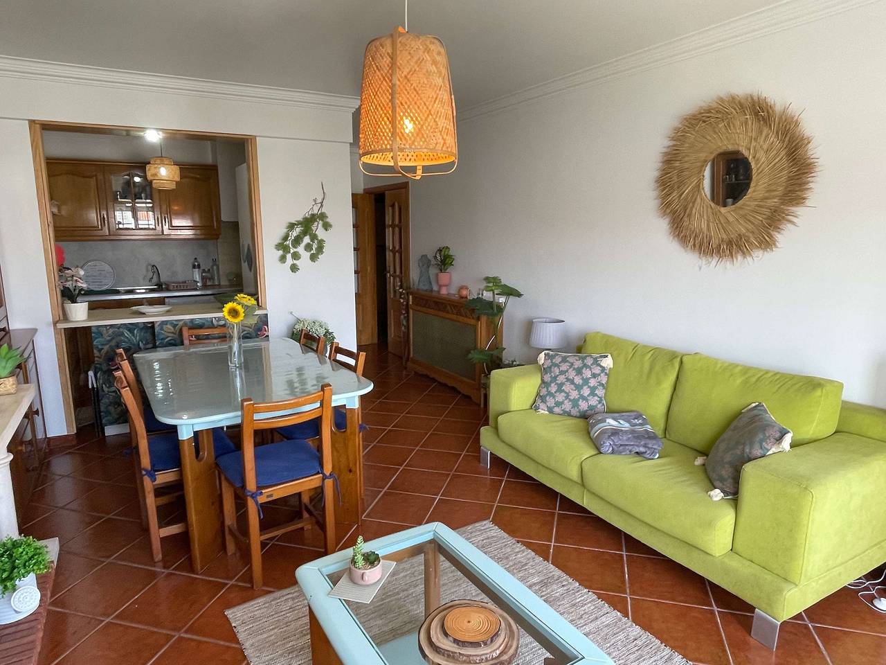 Apartamento inteiro, Casa Manu - Beach Apartment in Praia da Areia Branca, Lourinhã