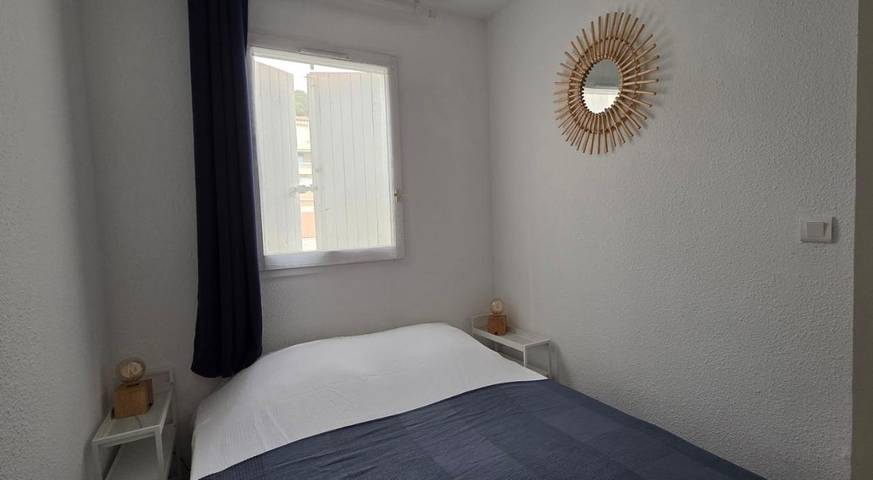 Gîte pour 3 personnes, avec Vue dans Calanque de Cap Rousset - 3