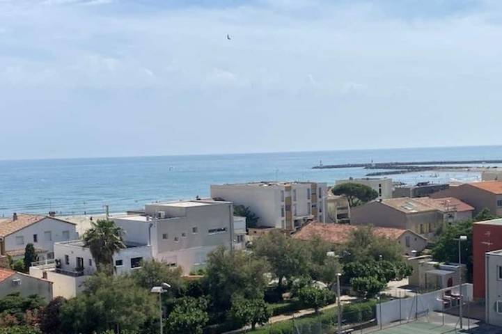 Gîte pour 4 personnes, avec Balcon dans Office de Tourisme de Mauguio Carnon