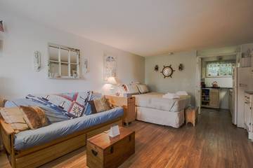 Vacation Apartment for 3 Guests in Wells (Maine), Maine, Picture 3