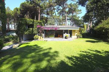 Gîte pour 6 personnes, avec terrasse et jardin dans Mindelo