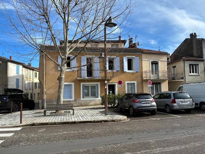 Location de vacances pour 5 personnes, avec vue et terrasse dans Office De Tourisme Aude En Pyrenees