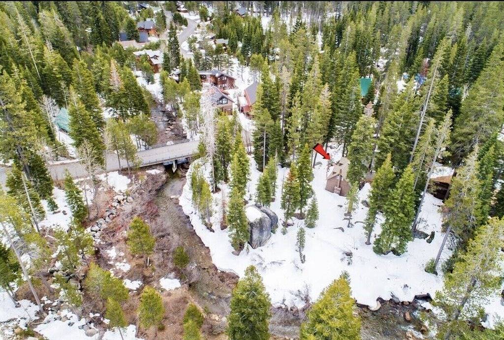 Donner Creekside Cabin in Truckee, Donner Lake