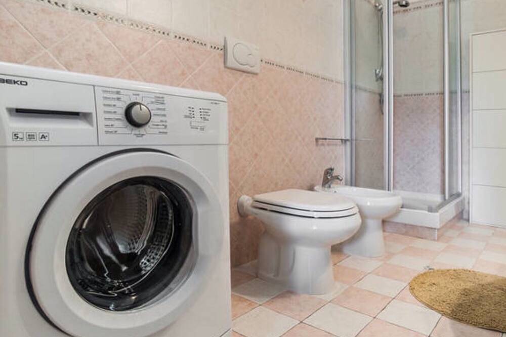 Entire apartment, Ulysses Apartment 5P in Sperlonga, Latina Province