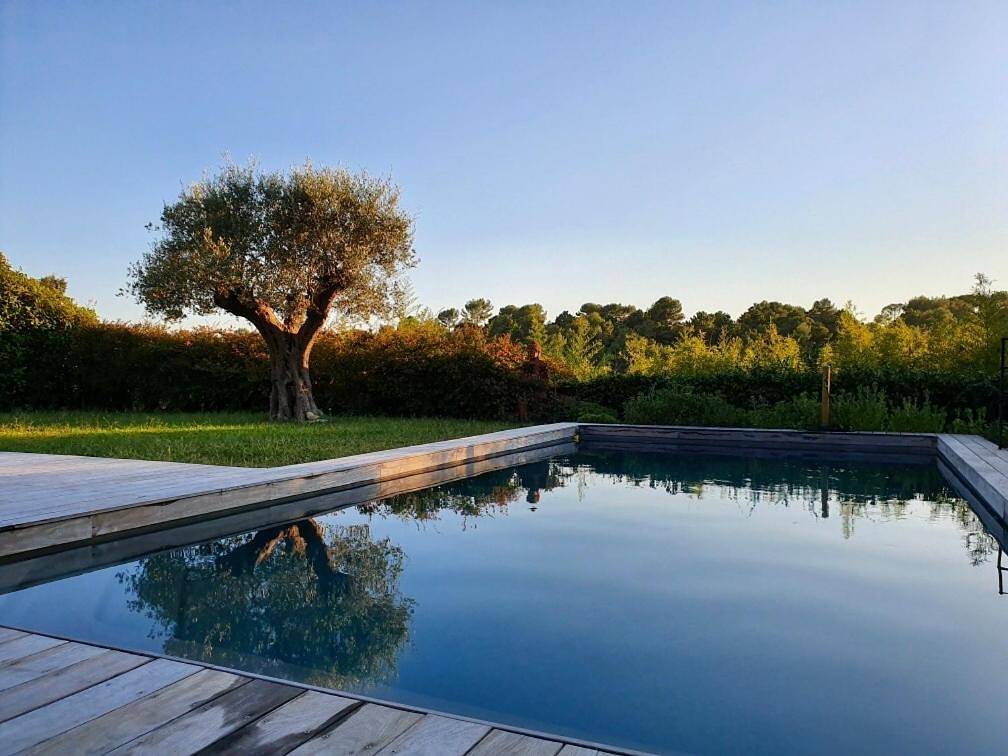 Appartement entier, Villa l’Ensoleillée in Roquefort-les-Pins, Côte méditerranéenne (France)