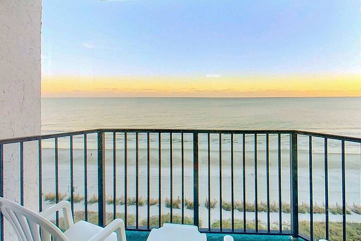 Holiday rental for 2 people, with pool and balcony as well as hot tub, with pets by Myrtle Beach