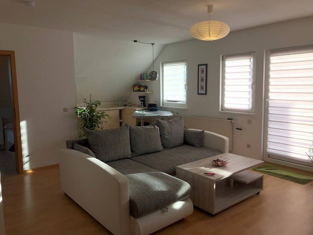 Ganze Wohnung, Apartment 'Am Bahnhof' mit Bergblick, Balkon und Wlan in Hochkirch, Oberlausitz-Niederschlesien