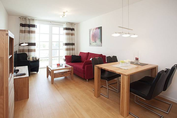 Ferienwohnung für 4 Personen, mit Sauna und Seeblick sowie Terrasse auf Usedom