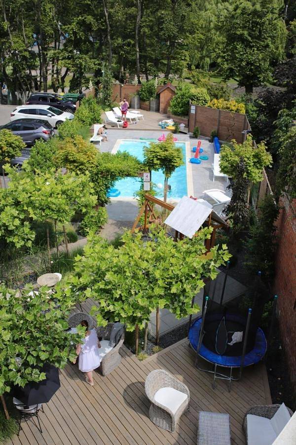 Ferienwohnung für 6 Personen, mit Pool und Garten