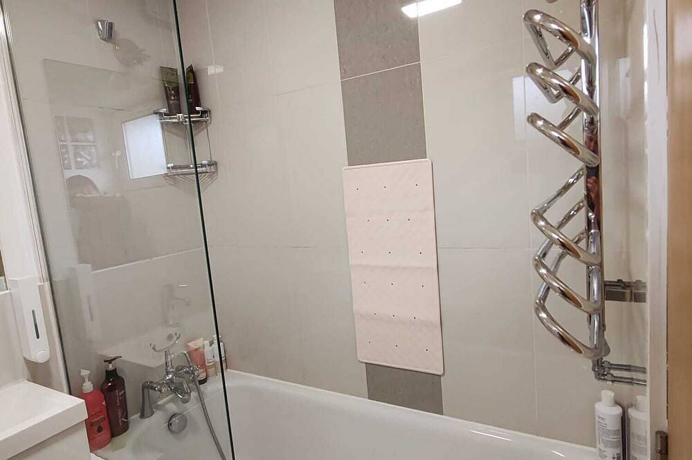 Lgbtq-Double Room in Kensington and Chelsea, Londen