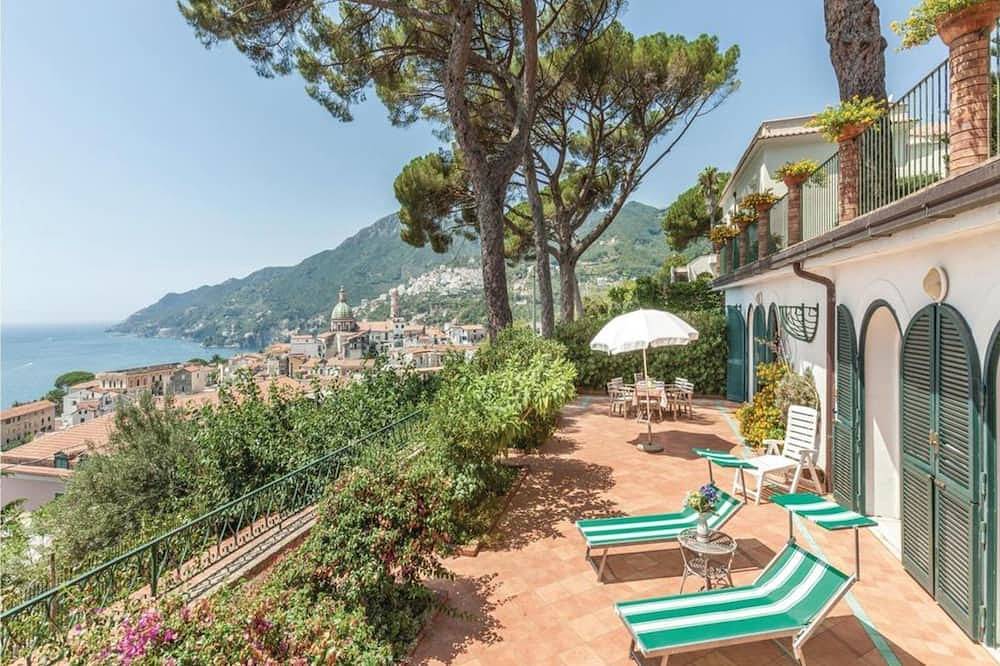 Casa Vacanze a Vietri Sul Mare con 2 camere da letto e 6 posti letto in Vietri sul Mare, Costiera amalfitana