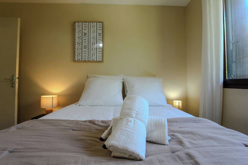 Appartement entier, Le 15' de paris - Trois Chambres Appartement, Couchages 8 in Drancy, Seine-Saint-Denis