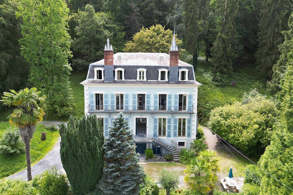 Villa pour 15 Personnes dans Bagnères-de-Bigorre, Hautes-Pyrénées