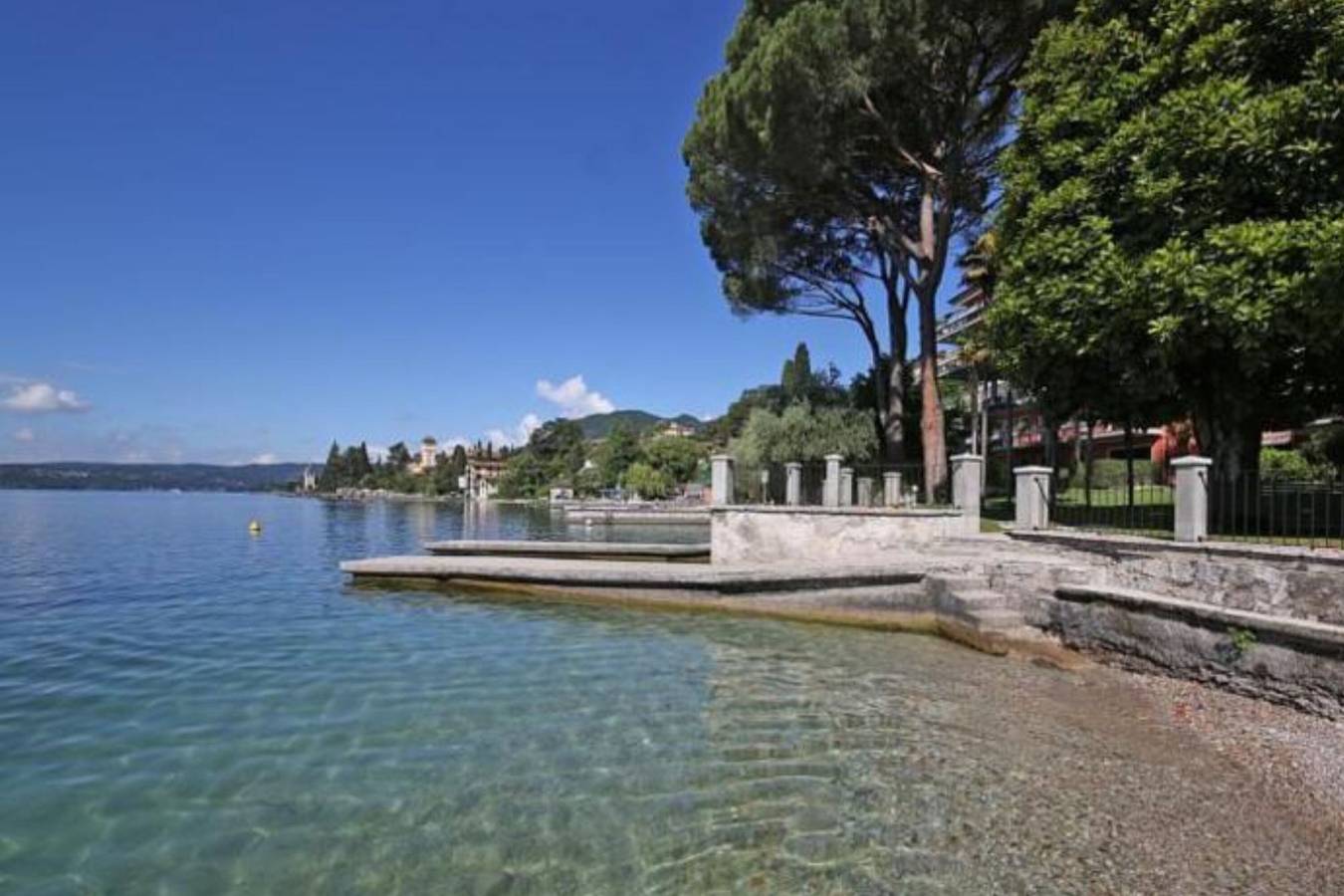 Appartamento intero, Robert House 50m From The Lake in Gardone Riviera, Prealpi Gardesane