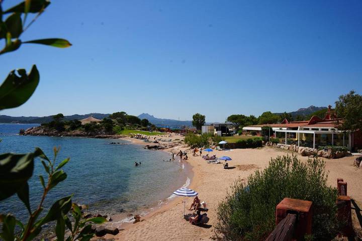 Bungalow für 4 Personen, mit Terrasse und Garten sowie Sauna in Costa Smeralda
