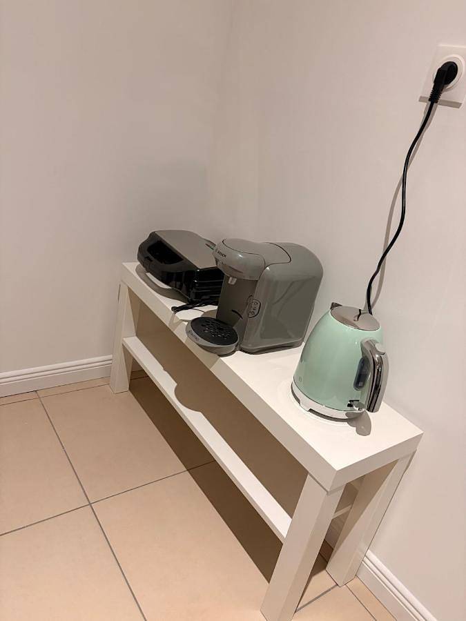 Appartement entier, Proche Colmar, parking, Wifi, bus, self-check-in in Bischwihr, Région de Colmar