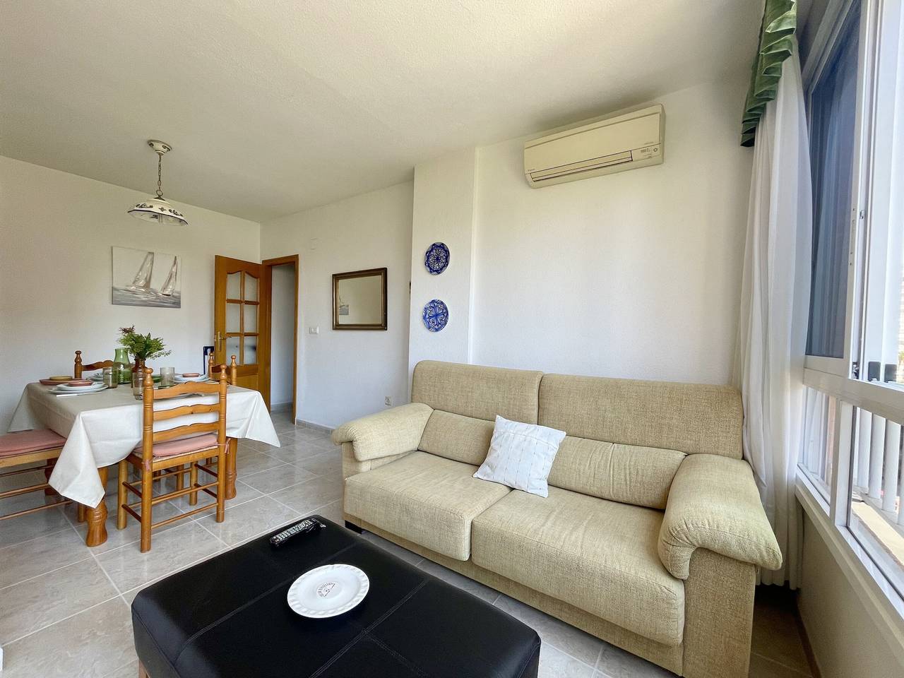Geheel appartement, Modern apartment, pool view - 4 guests in Benidorm, Costa Blanca
