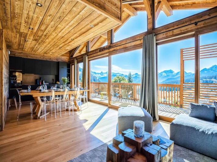 Appartement de vacances pour 15 personnes, avec jacuzzi et balcon, adapté aux familles dans 