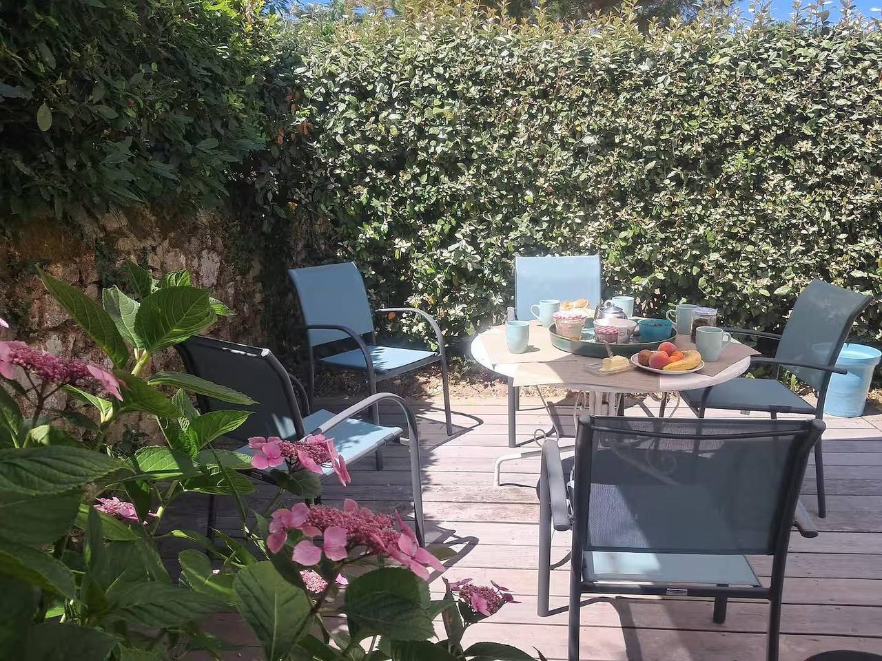 Ker Malou in Locmariaquer, Côte des Mégalithes