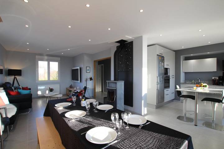 Gîte pour 10 personnes, avec jardin et terrasse à Gratot - 3