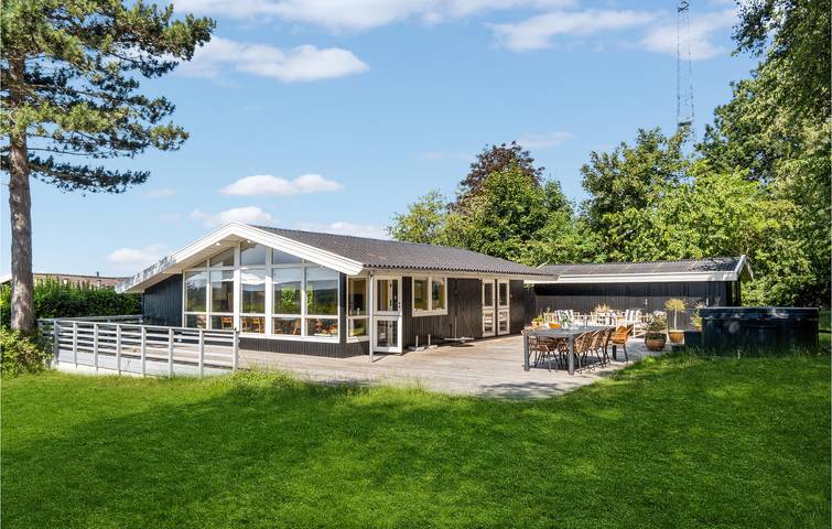 Ferienhaus für 5 Personen, mit Terrasse und Garten