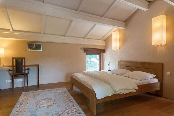 Location de vacances pour 20 personnes, avec terrasse et jardin à Ampus - 4