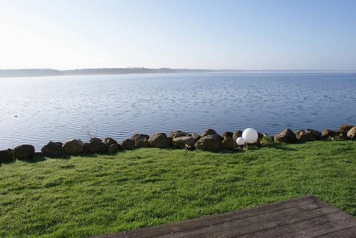 Ferienhaus für 4 Personen, mit Terrasse und Seeblick am Schweriner See - 2