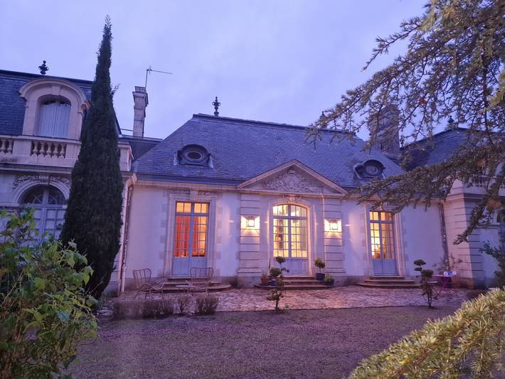 Location de vacances pour 6 personnes, avec piscine et jardin à Saint-Avertin - 2