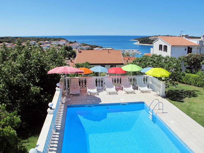Ferienwohnung für 9 Personen, mit Terrasse und Garten in Pjescana Uvala