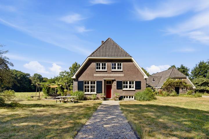 Bauernhof für 12 Personen, mit Terrasse und Garten - 1