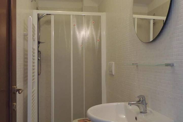 Apartamento entero, Apartamento nuevo a 200 metros del mar. in Marina di Cecina, Cecina (desambiguación)