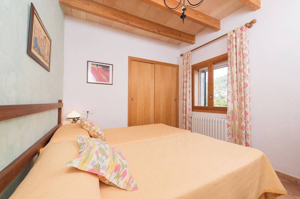 Son Seguí - Villa with private pool in Alaró with free Wifi in Alaró, Majorca Center