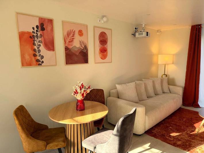Location de vacances pour 2 personnes, avec jardin ainsi que sauna et jacuzzi à Glénac - 2