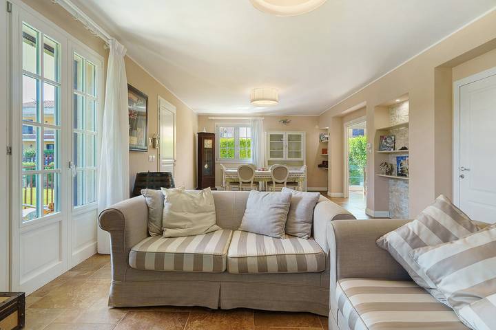 Gîte pour 5 personnes, avec Balcon et Jardin à Avola - 4