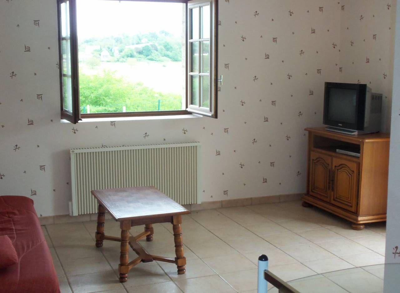 Location appartement gîte in Cosnac, Massif central