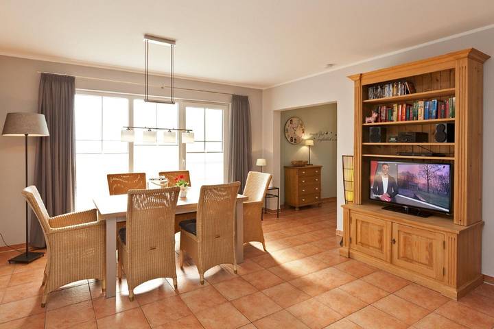 Ferienhaus für 6 Personen, mit Terrasse und Garten sowie Sauna in Göhren-Lebbin - 3