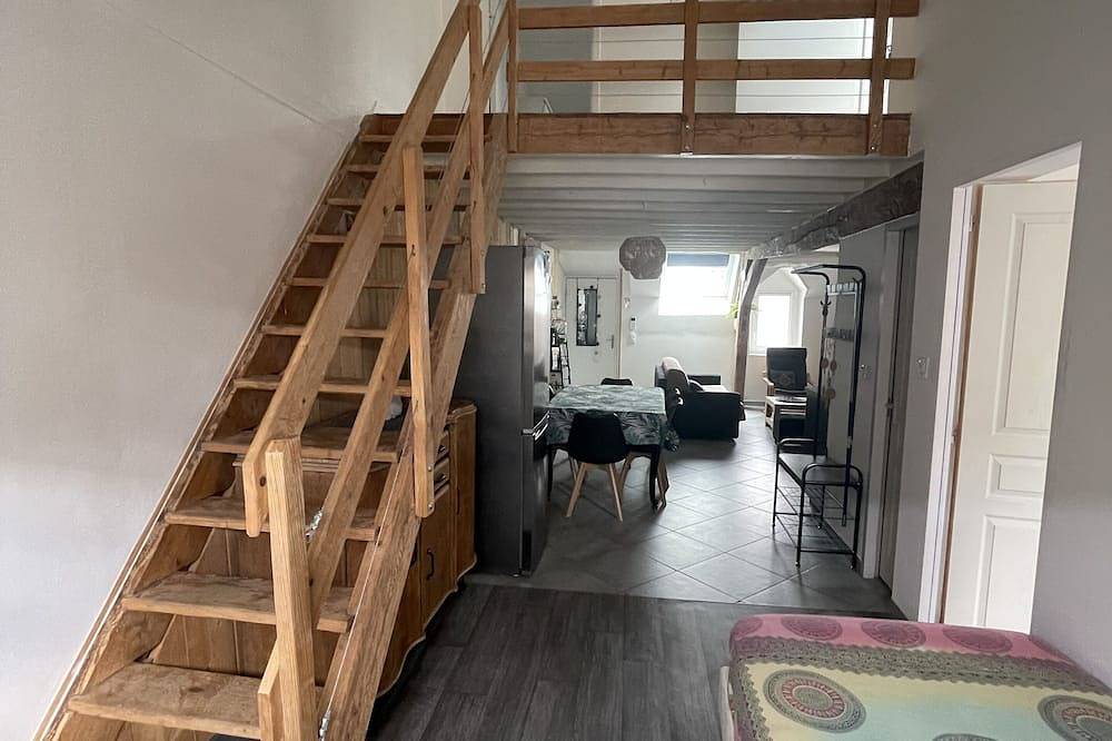 Apartamento entero, Beau F3 Duplex \"Ô Meublé de Pithiviers\" in Pithiviers, Región de Pithiviers
