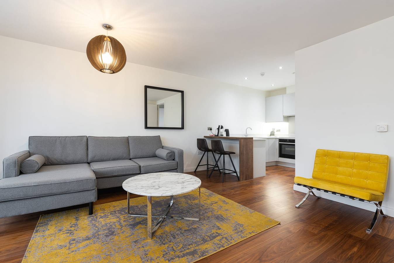 Ganze Wohnung, Ferienwohnung für 2 Personen mit Balkon/Terrasse in Dún Laoghaire-Rathdown, County Dublin