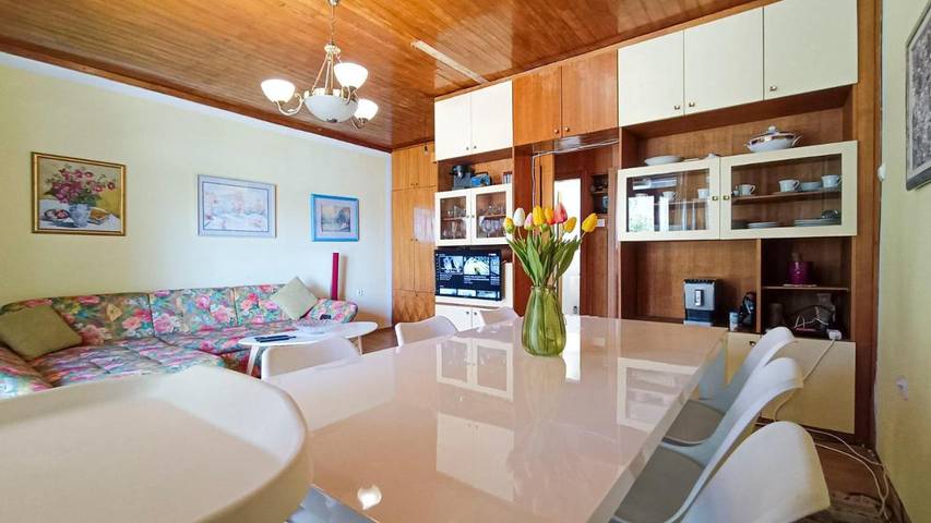 Villa pour 8 personnes, avec jardin et vue, animaux acceptés à Promajna - 3