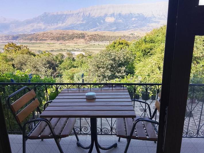 Maison d’hôte pour 5 personnes, avec jardin ainsi que vue et terrasse dans Gjirokastër - 3