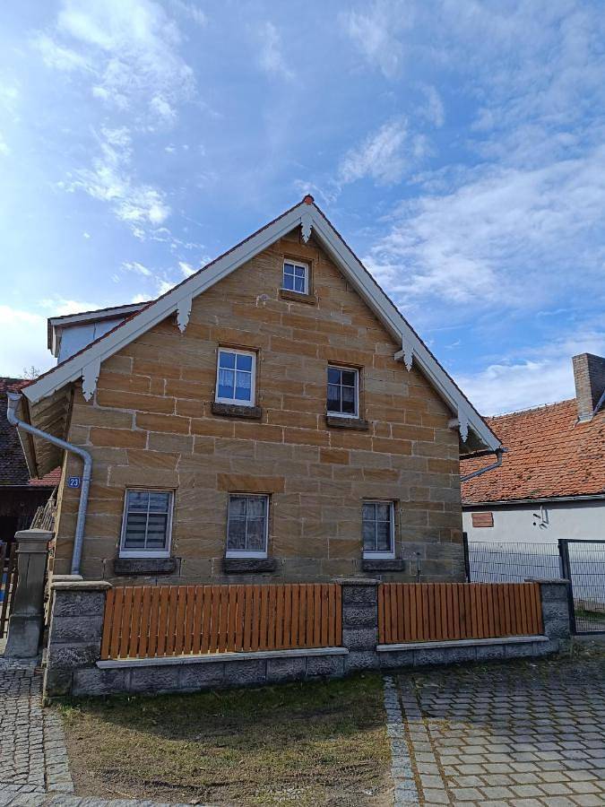 Ferienhaus für 6 Personen, mit Terrasse und Garten sowie Ausblick in Oberdachstetten